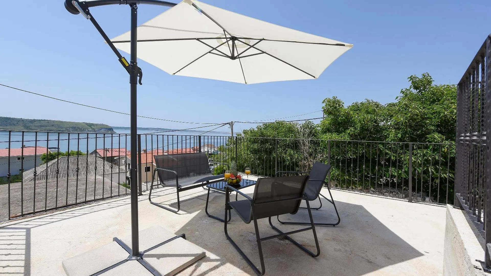 Apartment Holiday Stone House - Fumarea Rtina