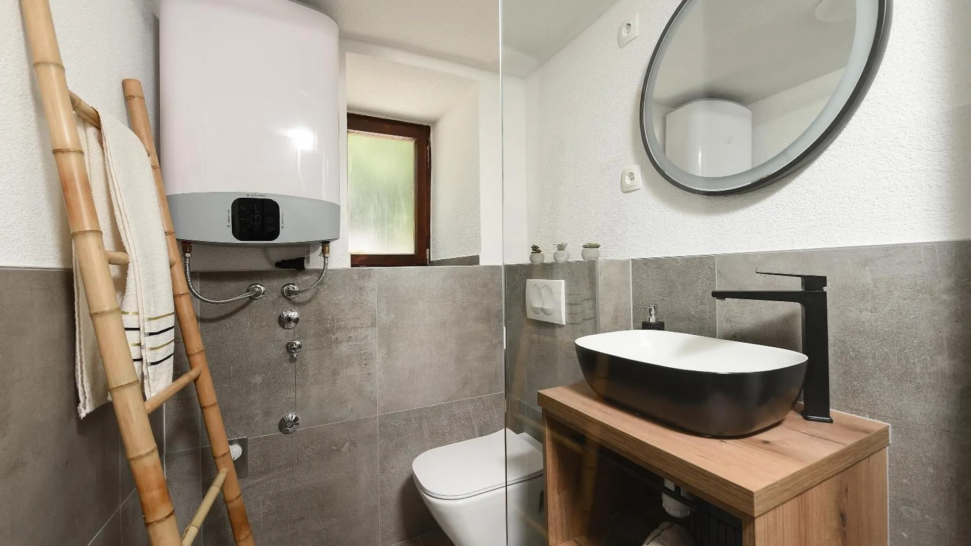 Holiday Stone House - Fumarea Rtina